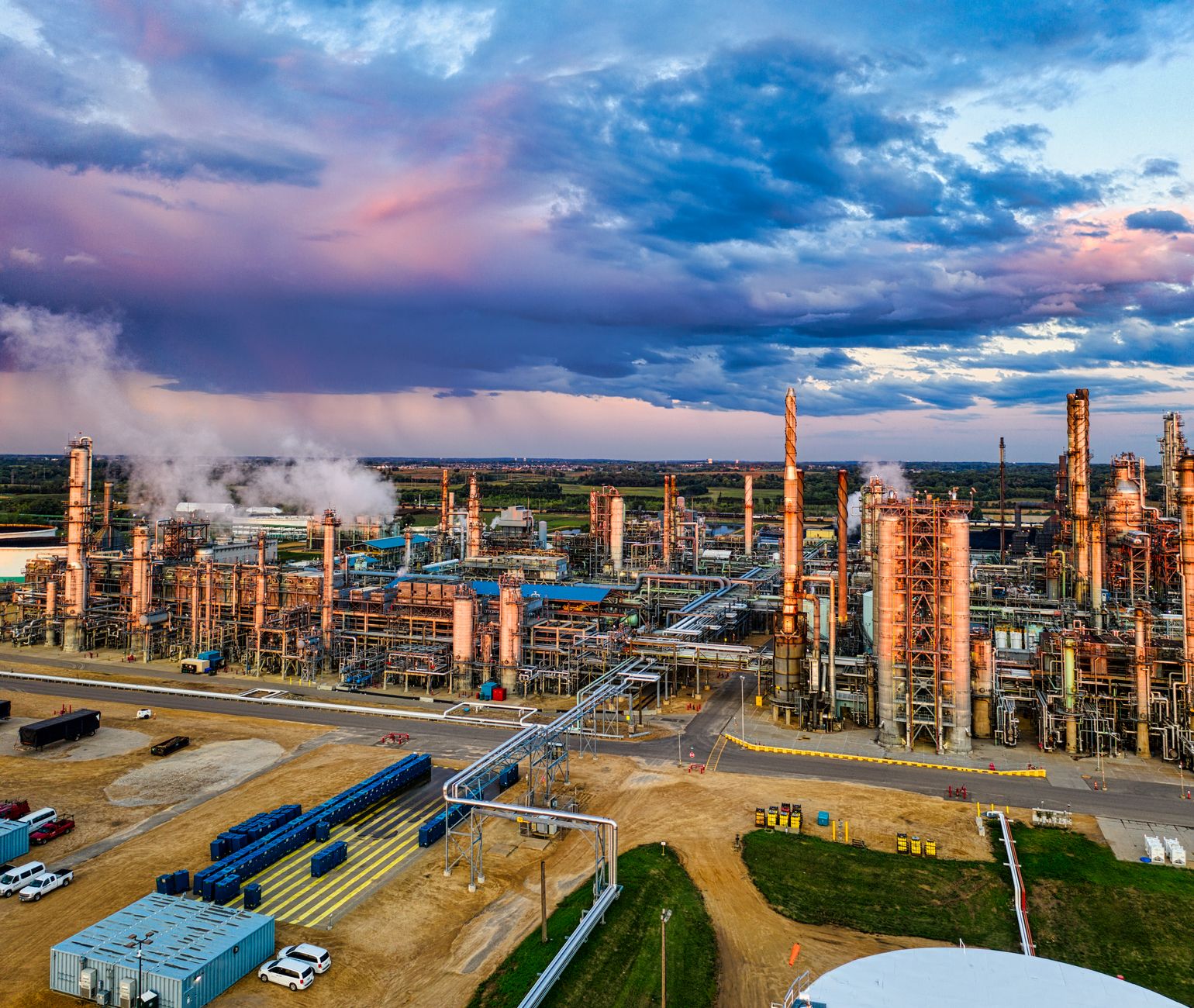 What's Going On With Chemtrade Logistics Income Fund Stock Tuesday?