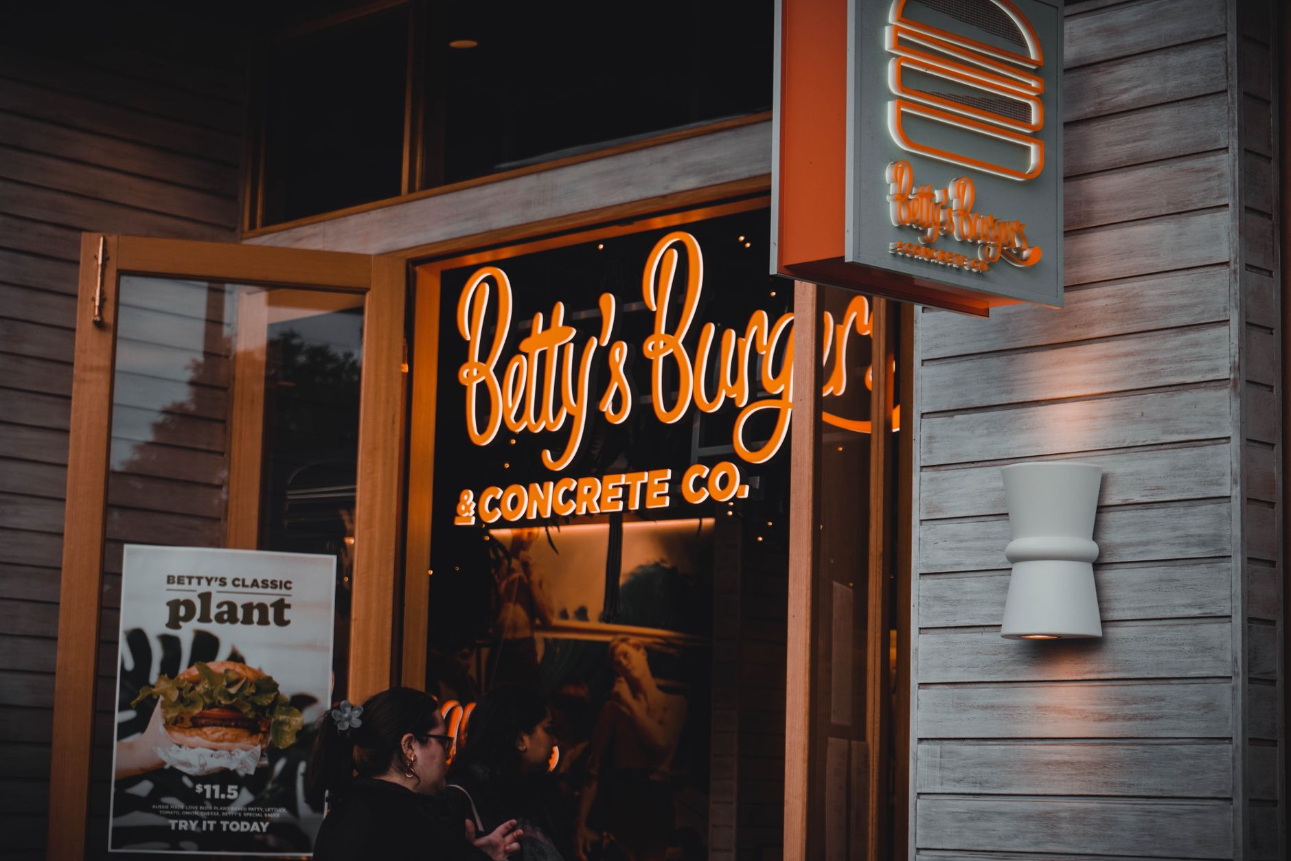 Why Odd Burger Corp stock is plummeting today