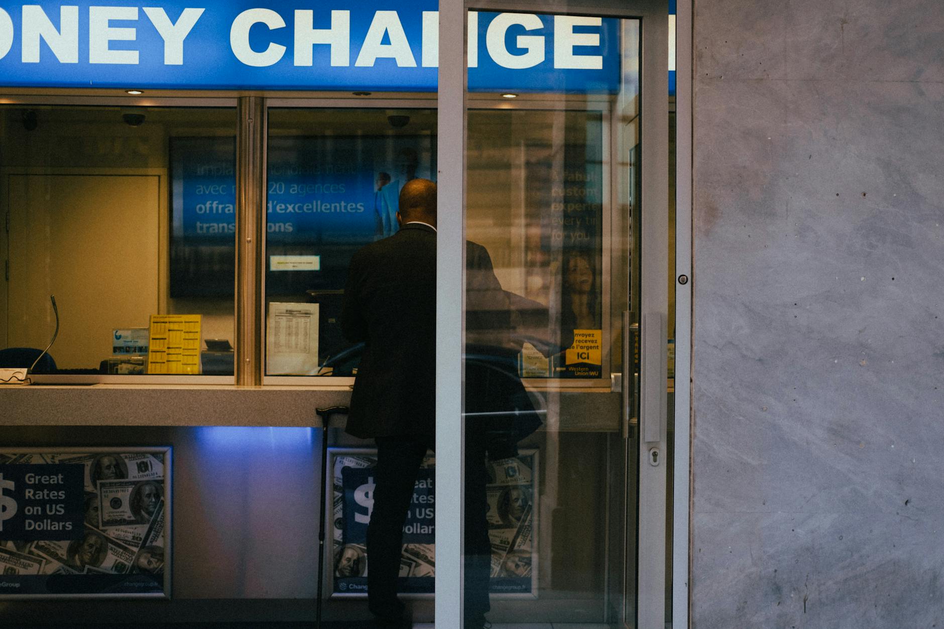 Why Currency Exchange International Corp stock is tanking today