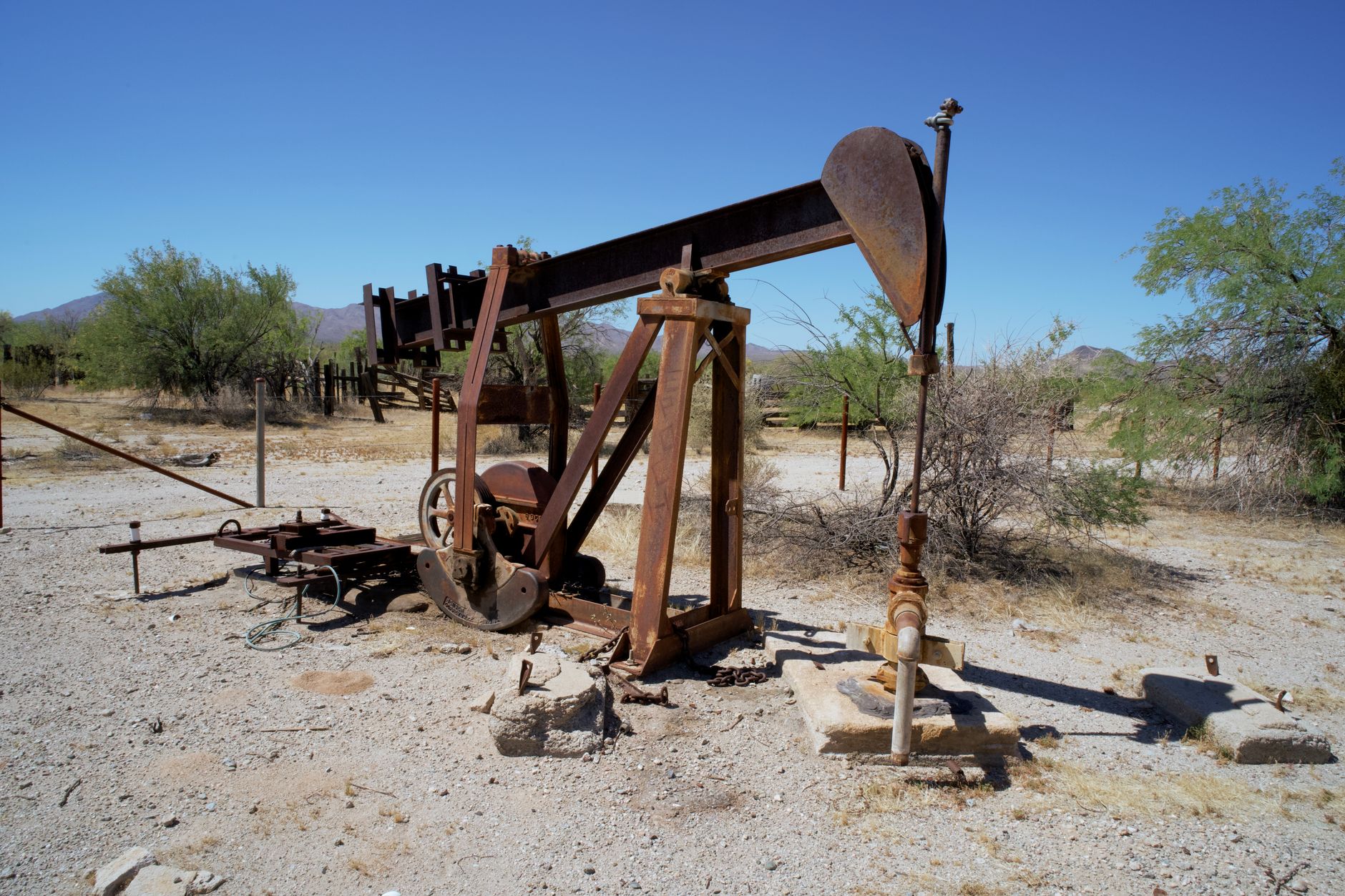 Why Ivanhoe Energy Inc stock is plummeting today