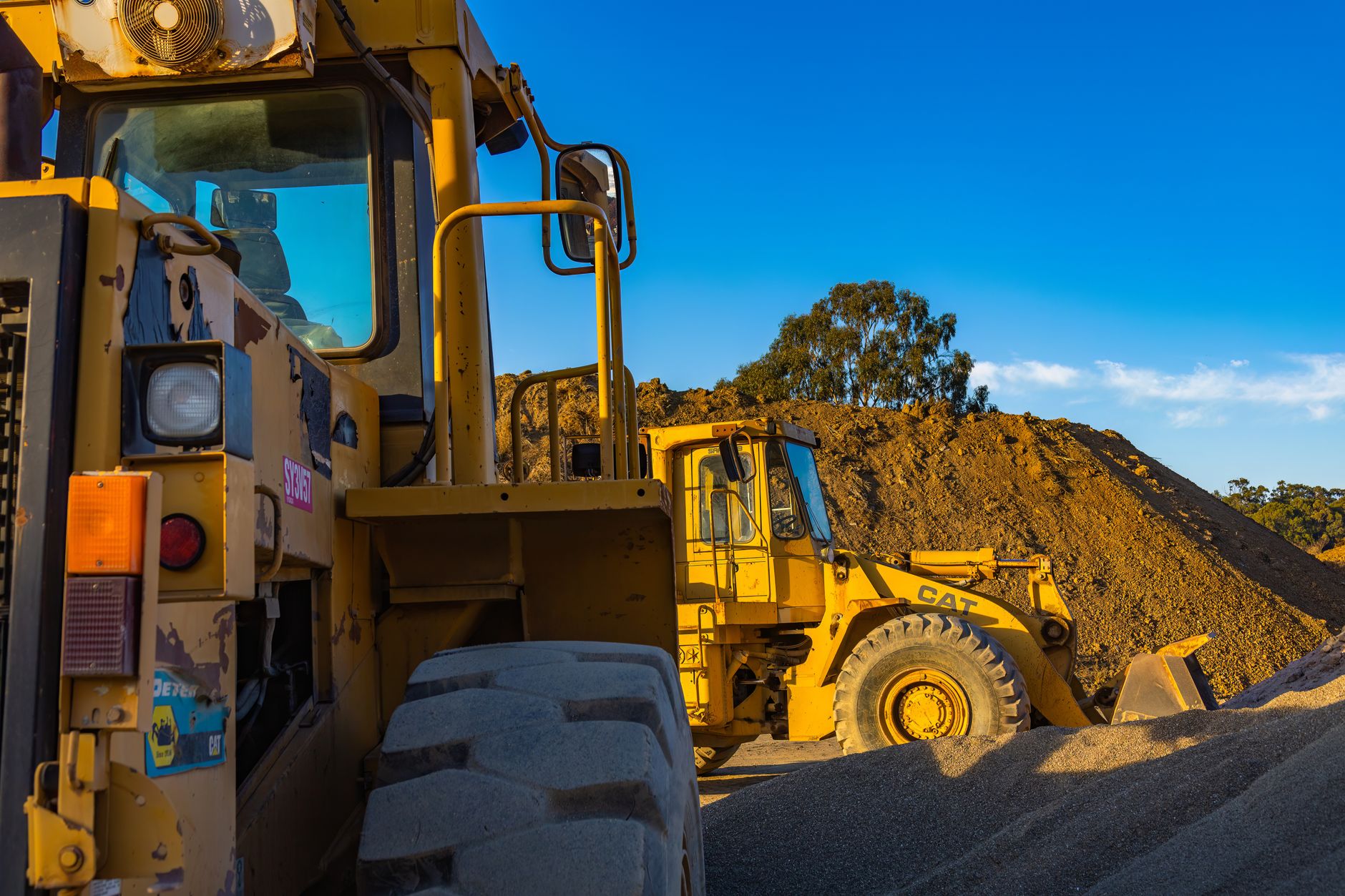 Finning International Inc. (FTT.TO) Rises 5% This Week on Strong Sustainability Focus