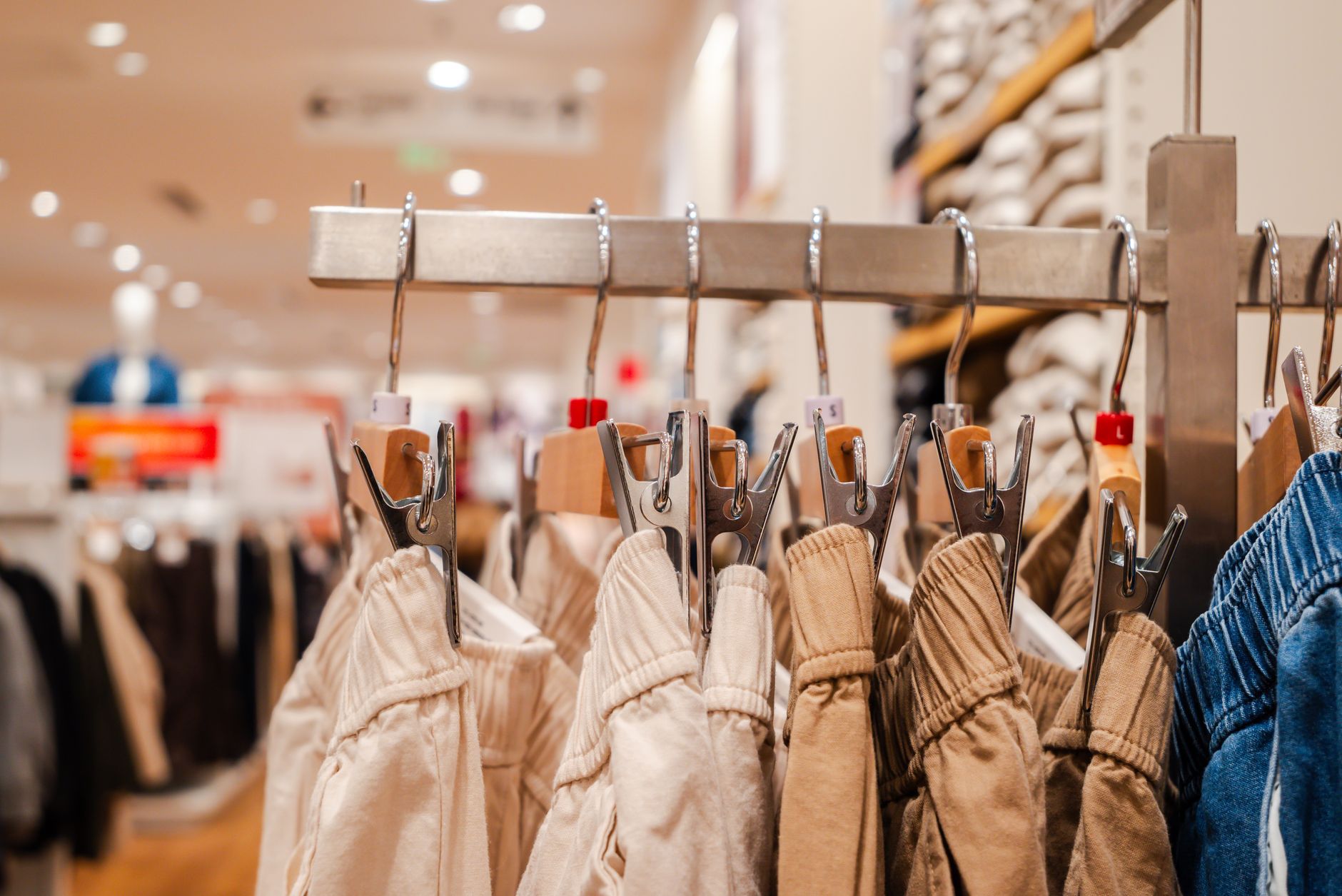 What's Going On With Clarke Inc. Stock Monday?