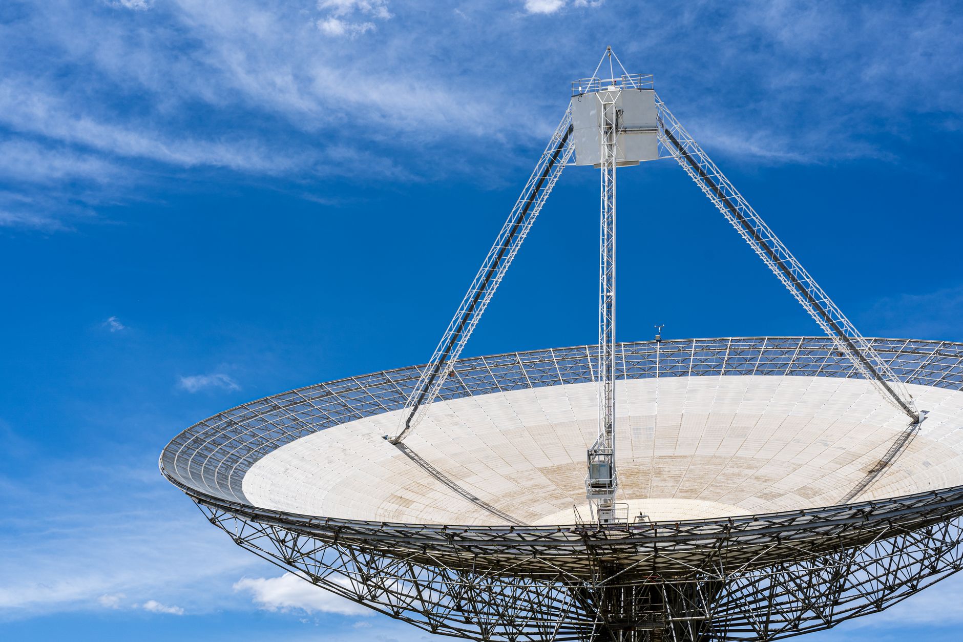 Telesat Corp. (TSAT.TO) Soars After Strategic Collaboration Announcement