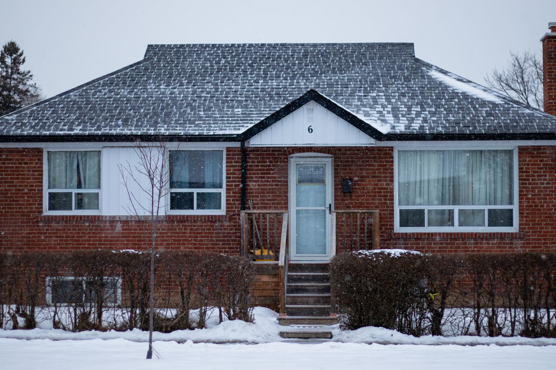 Why MCAN Mortgage Corporation stock is gaining today