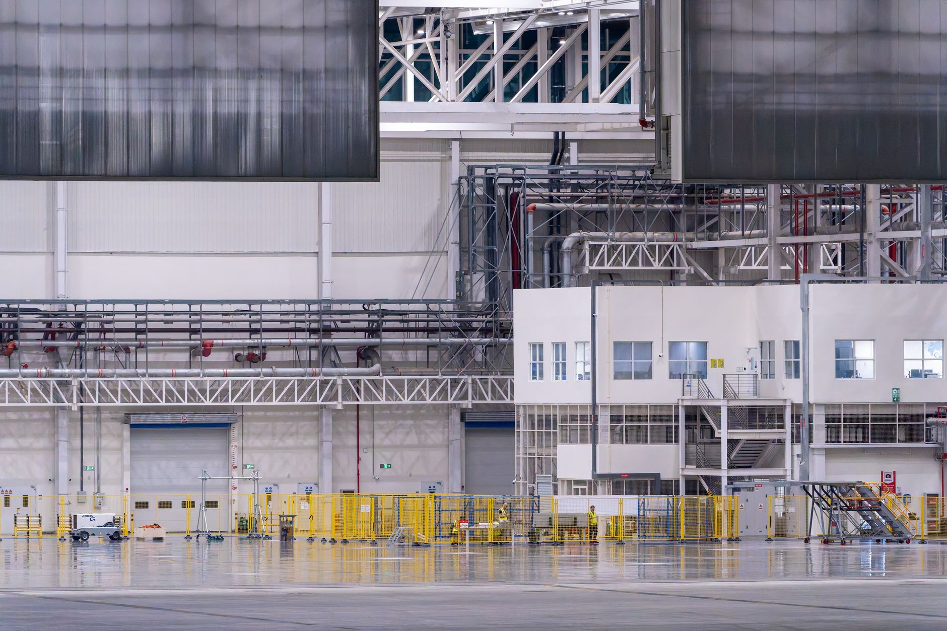 NFI Group Inc. Surges After Strong Q4 Results โ What Investors Should Know