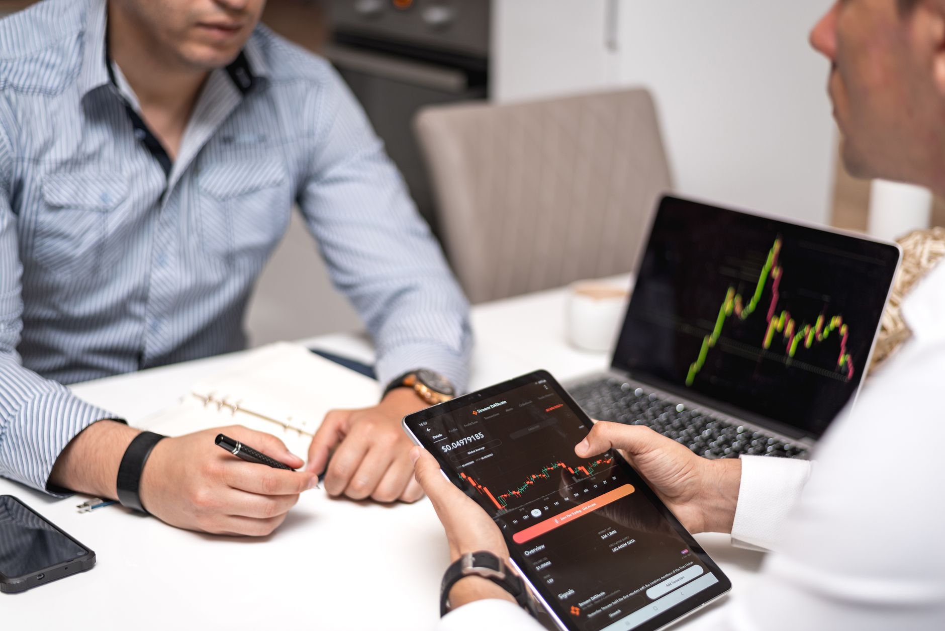 Why Fintech Select Ltd stock is plummeting today