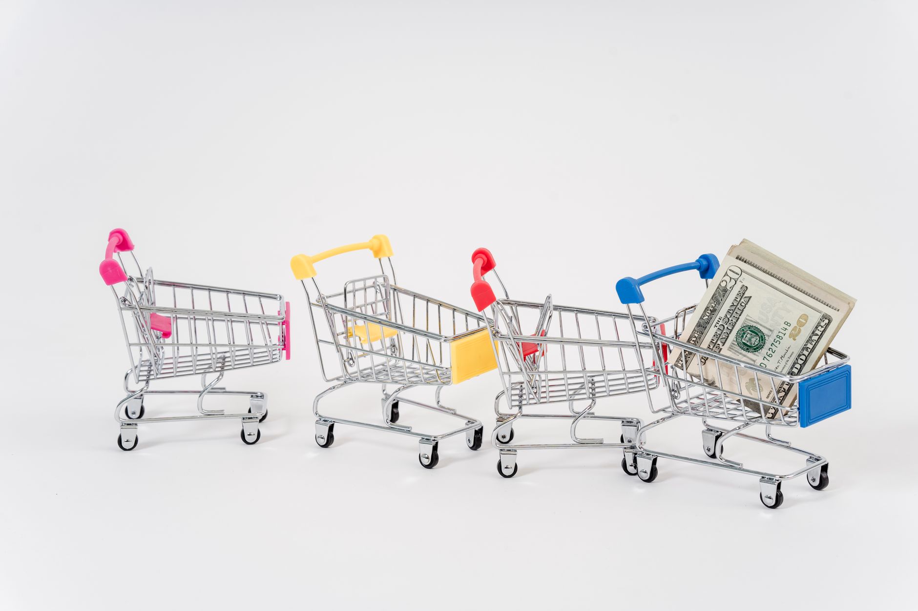 Why Dollarama Inc stock is rising today