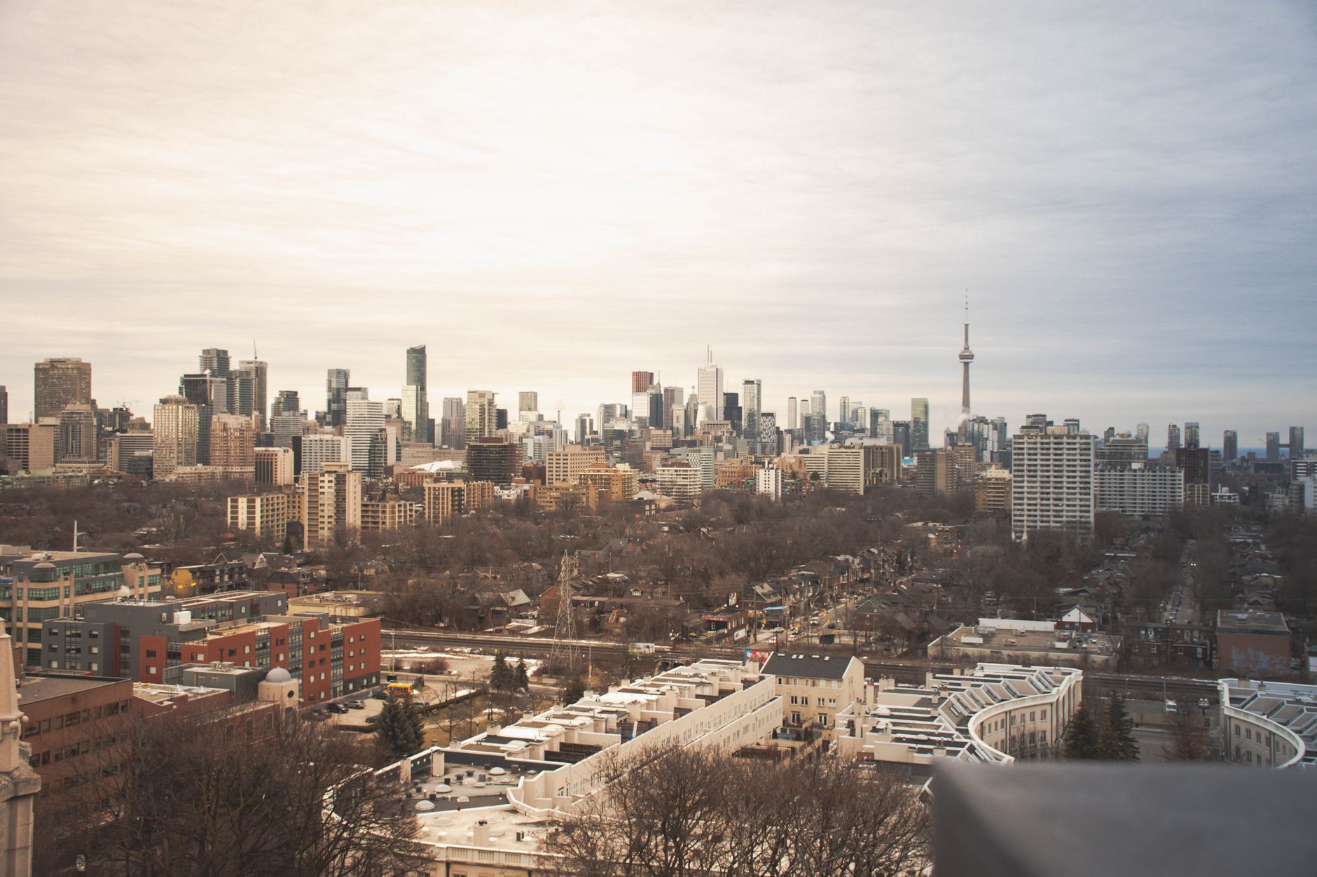 Why Dominion Lending Centres Inc stock is plummeting today
