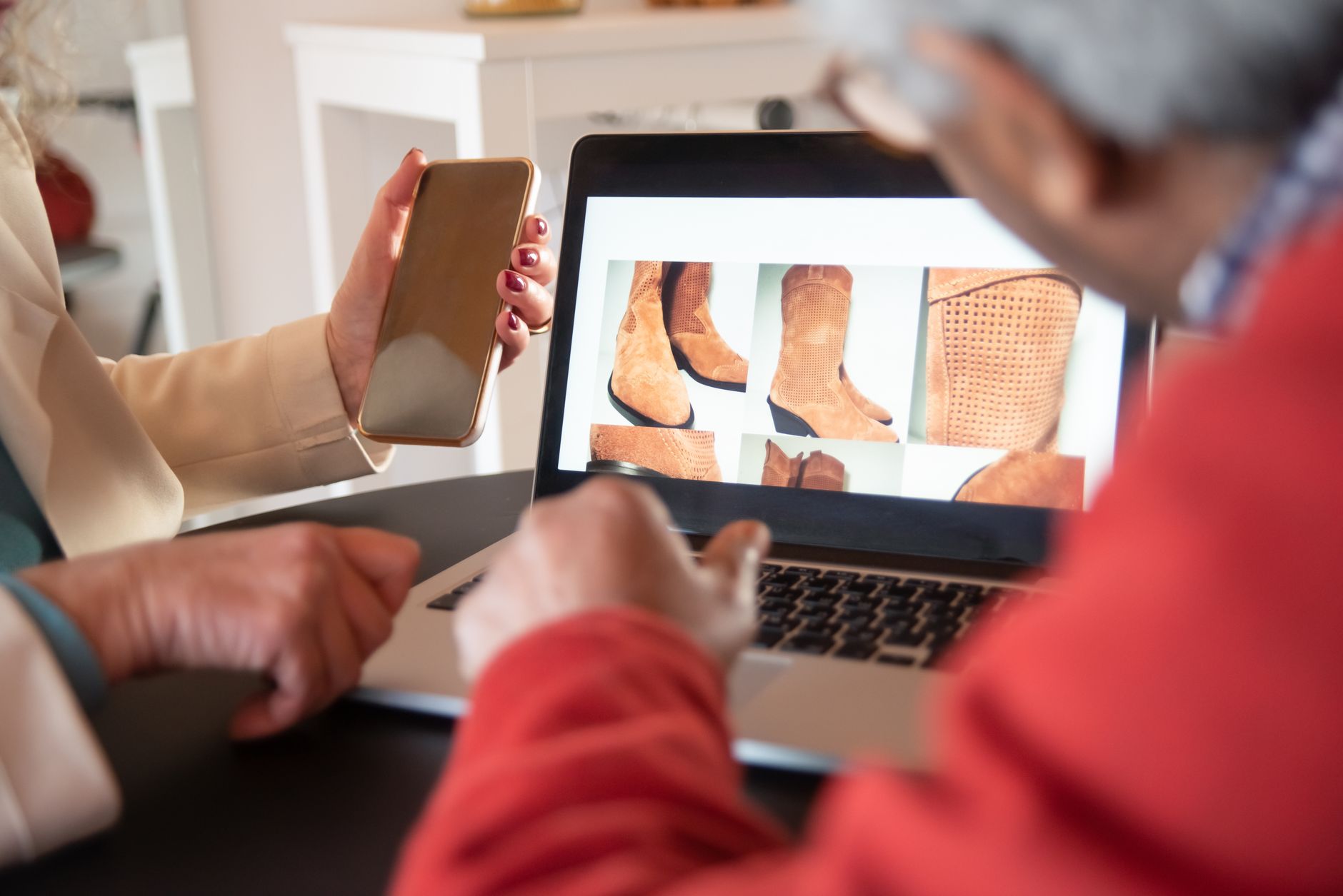 Why Shopify Inc stock is rising today