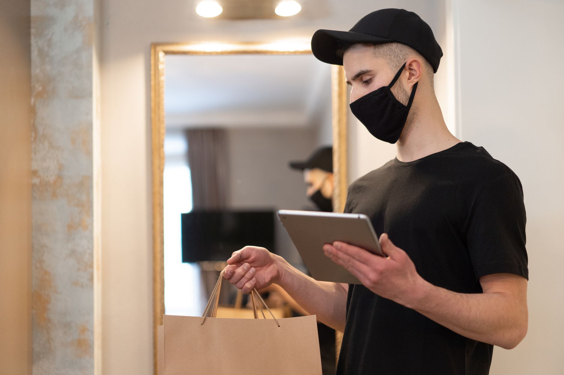Why Shopify Inc stock is gaining today