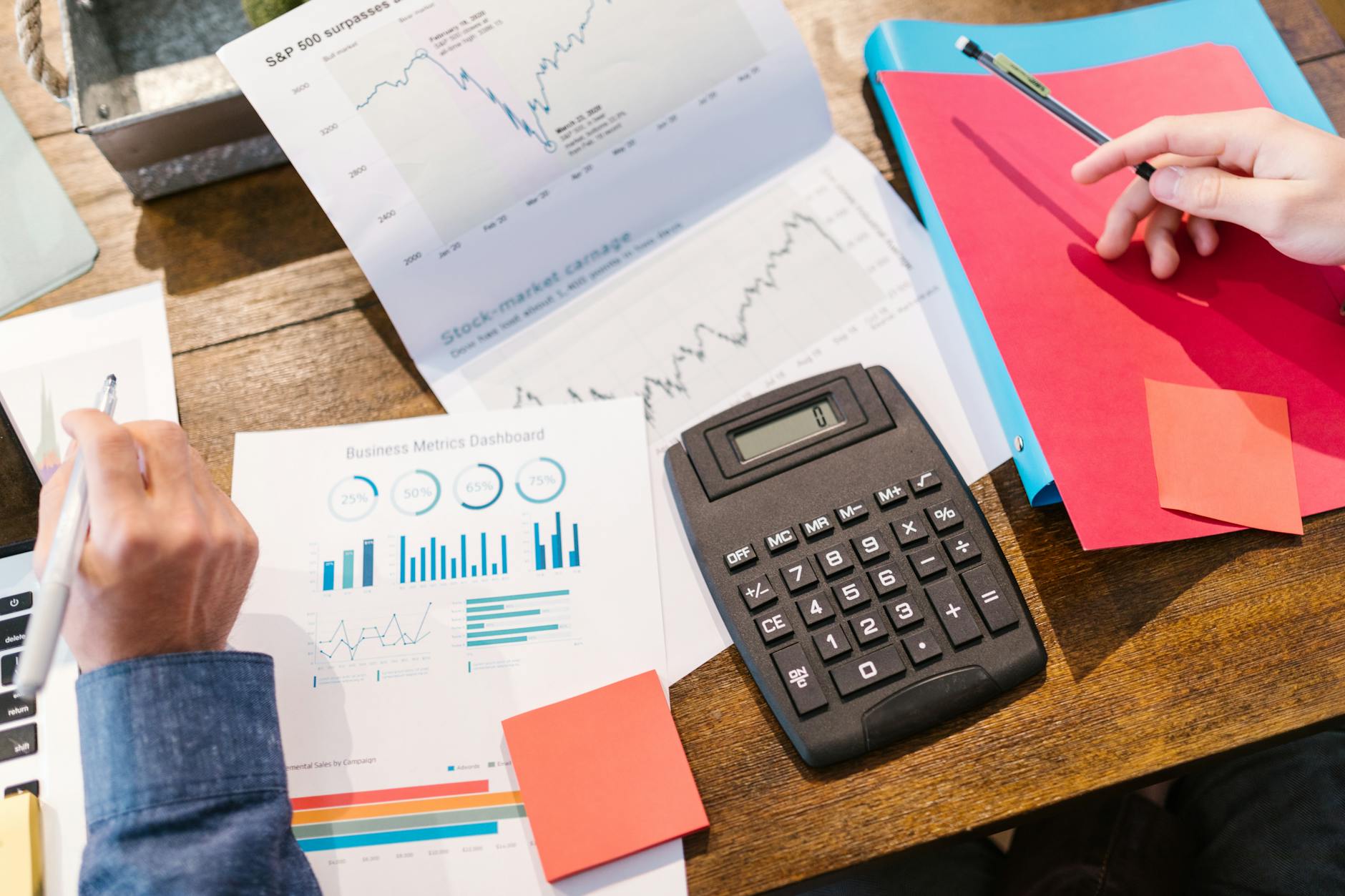 Sprott Inc. (SII.TO) Drops 6.3% in Last Session — What’s Behind the Decline?