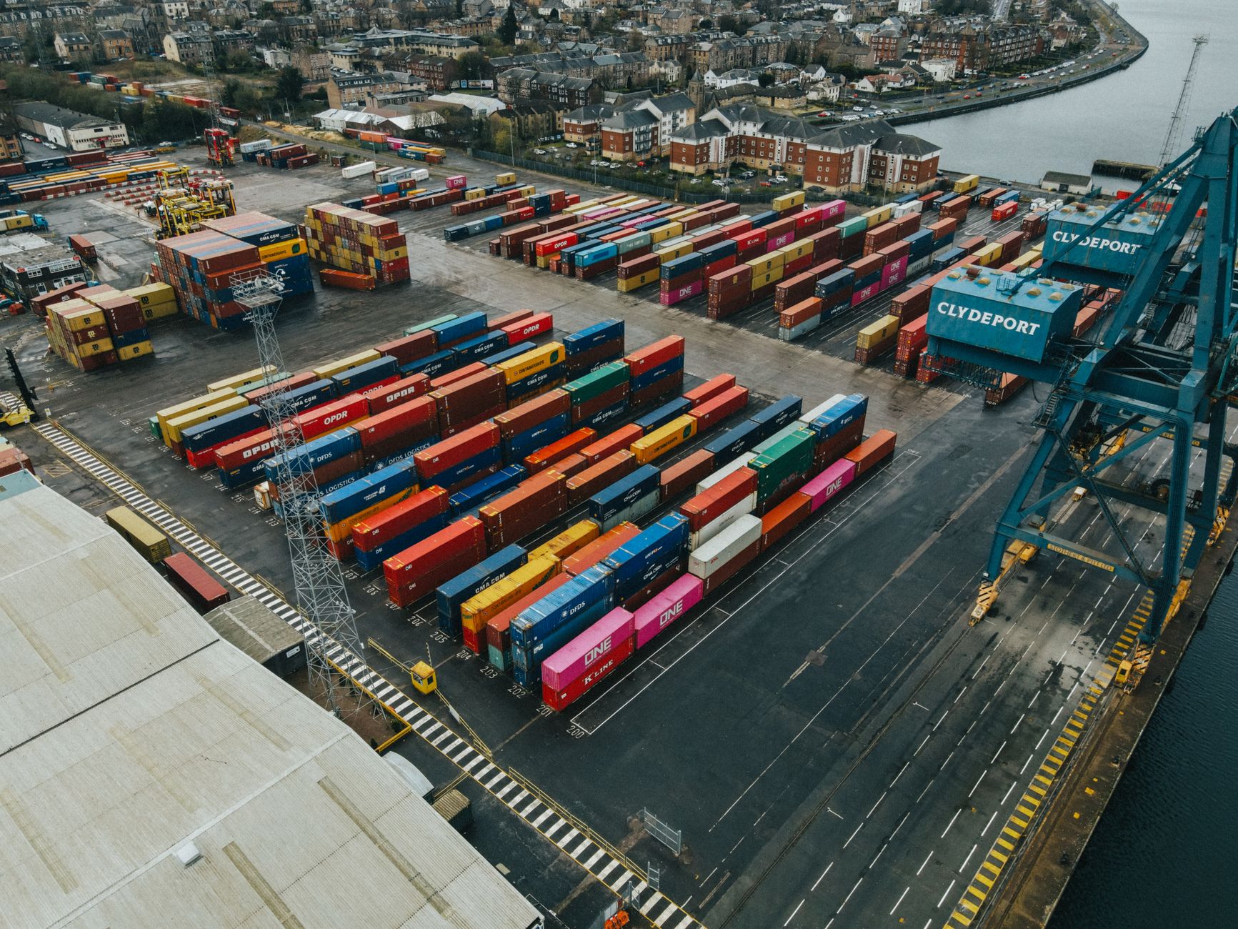 What's Going On With Canadian Pacific Railway Ltd Stock Monday?