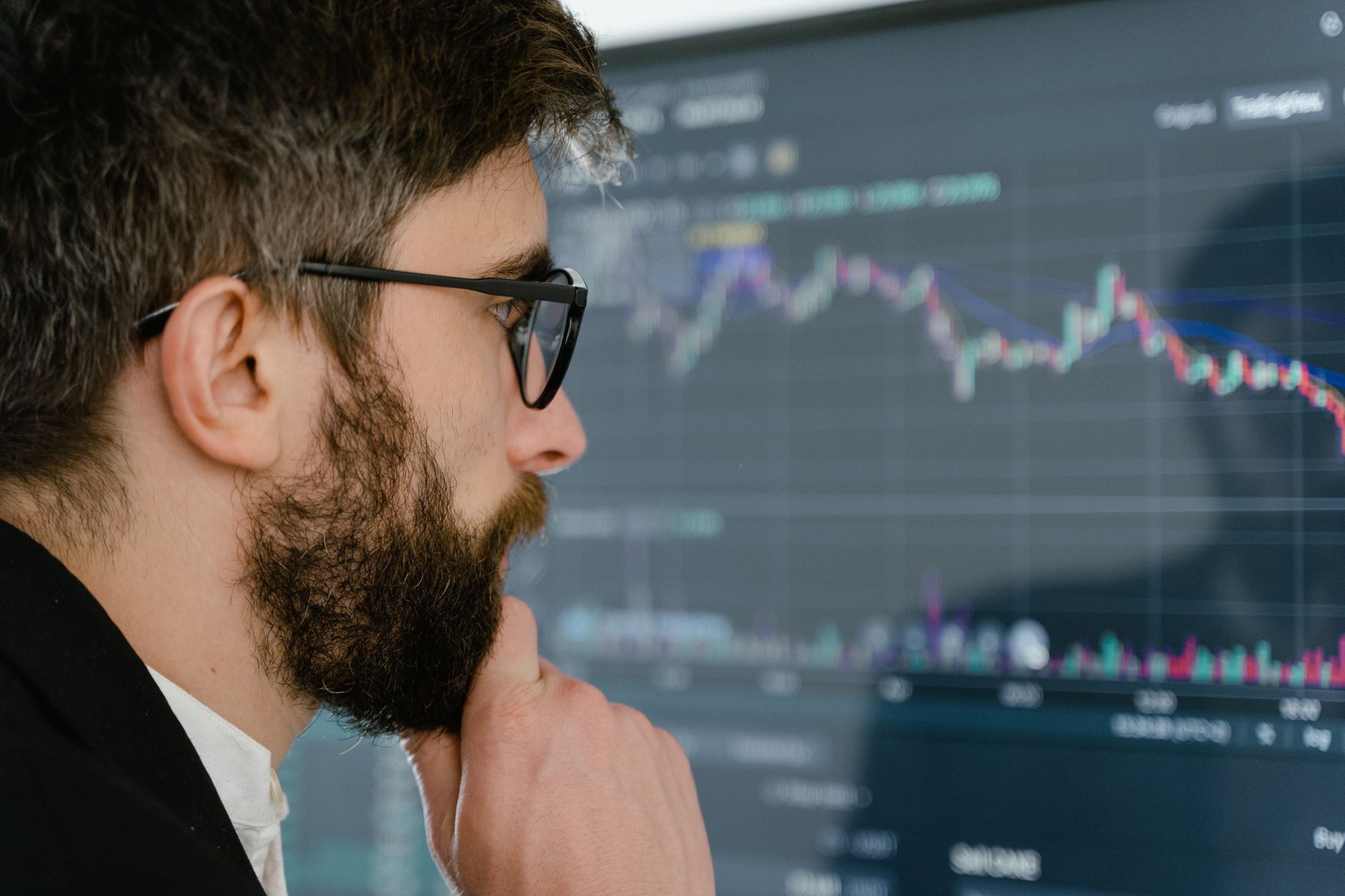 Why Vertiqal Studios stock is plummeting today