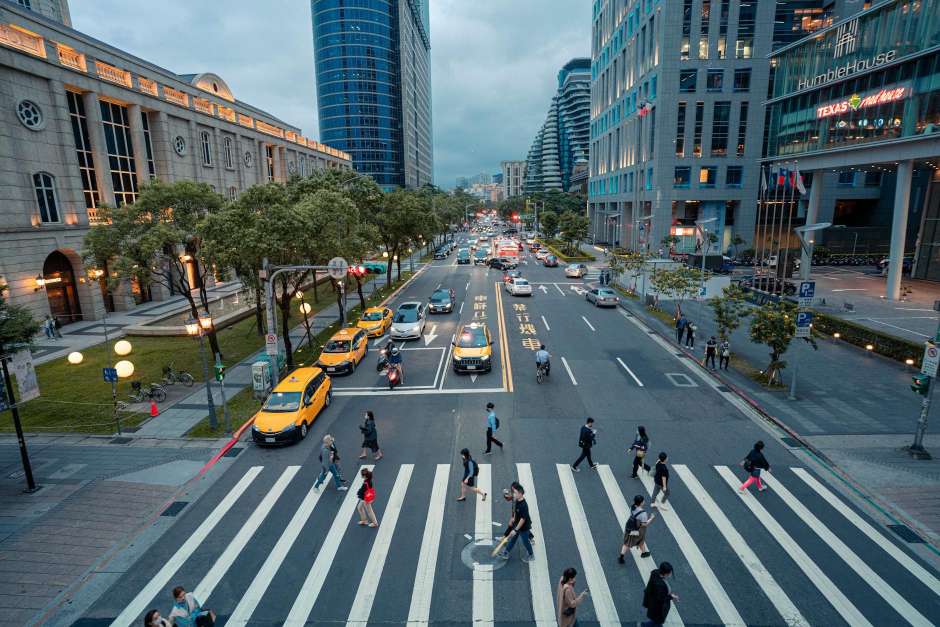 CIBC Sees Signs of Life in Canada’s Labor Market