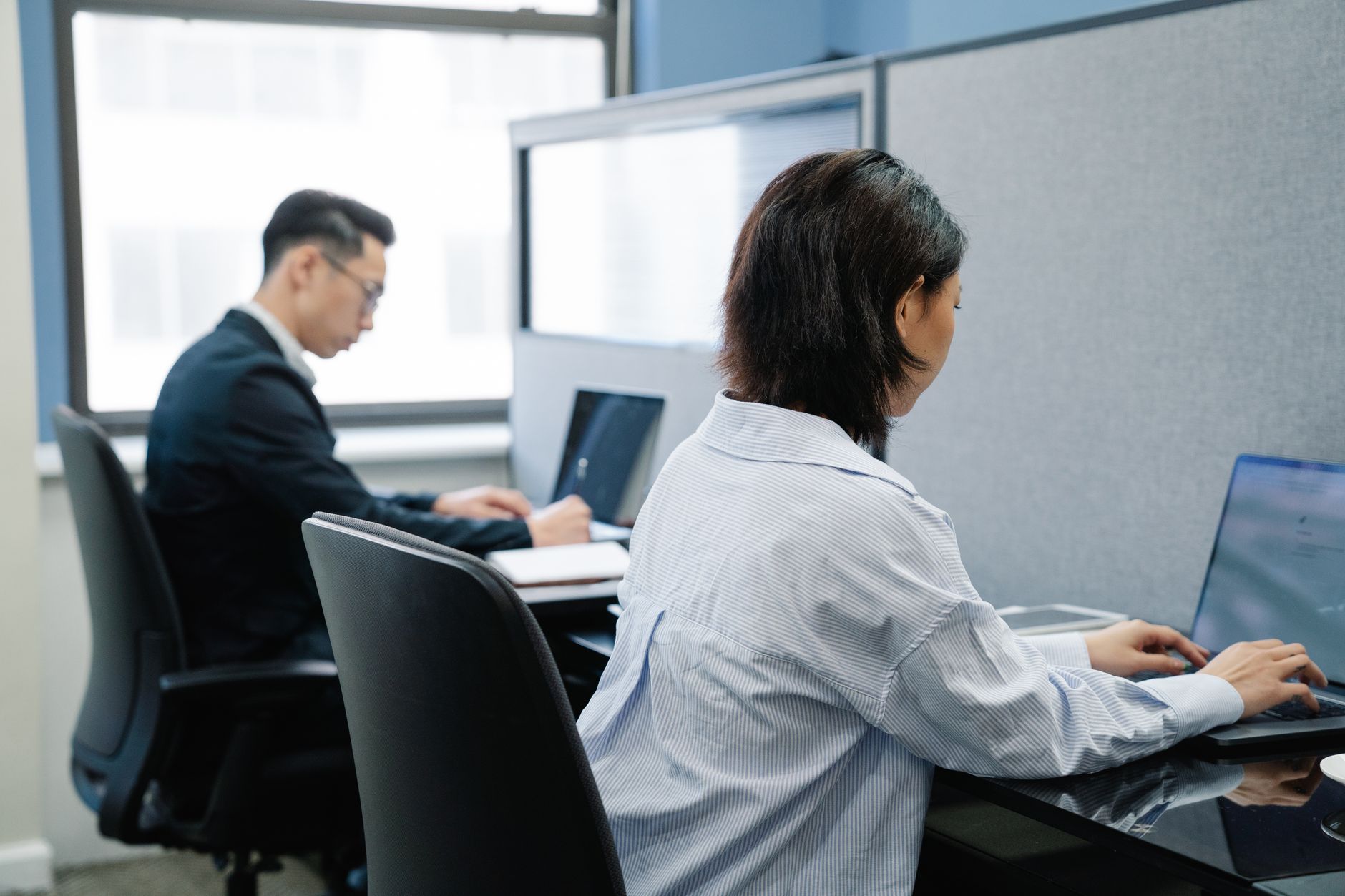 Why Thomson Reuters Corp stock is tanking today