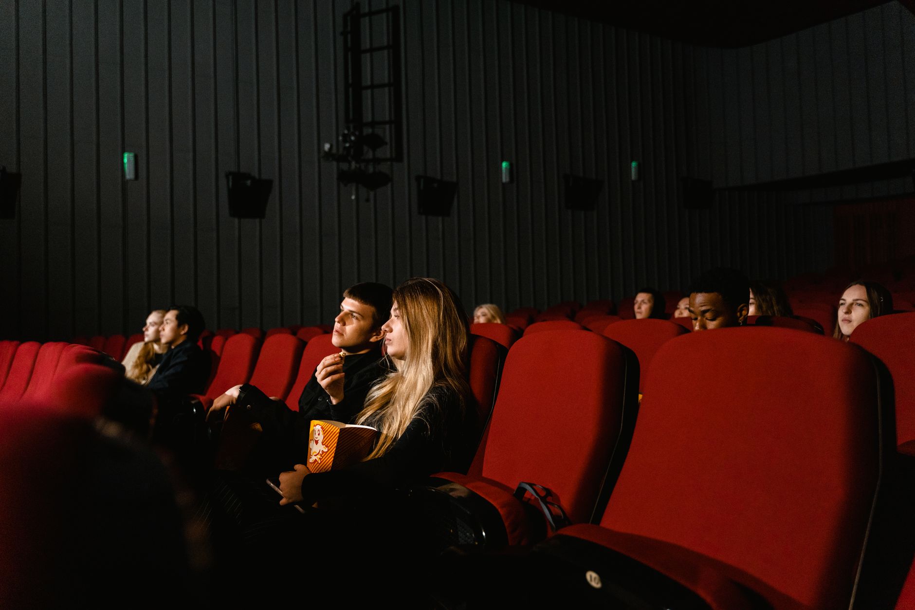 What's Going On With Cineplex Inc. Stock Monday?