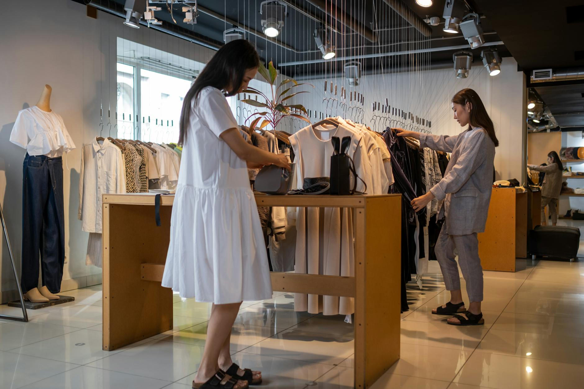 Why Groupe Dynamite Inc stock is tanking today