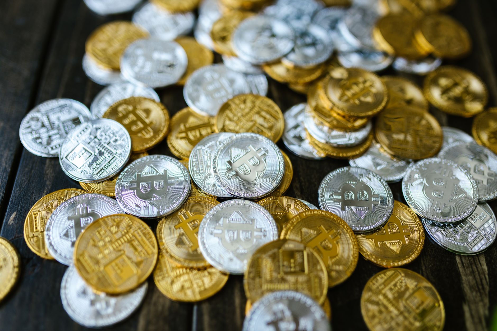 Why GoldMoney Inc stock is plummeting today