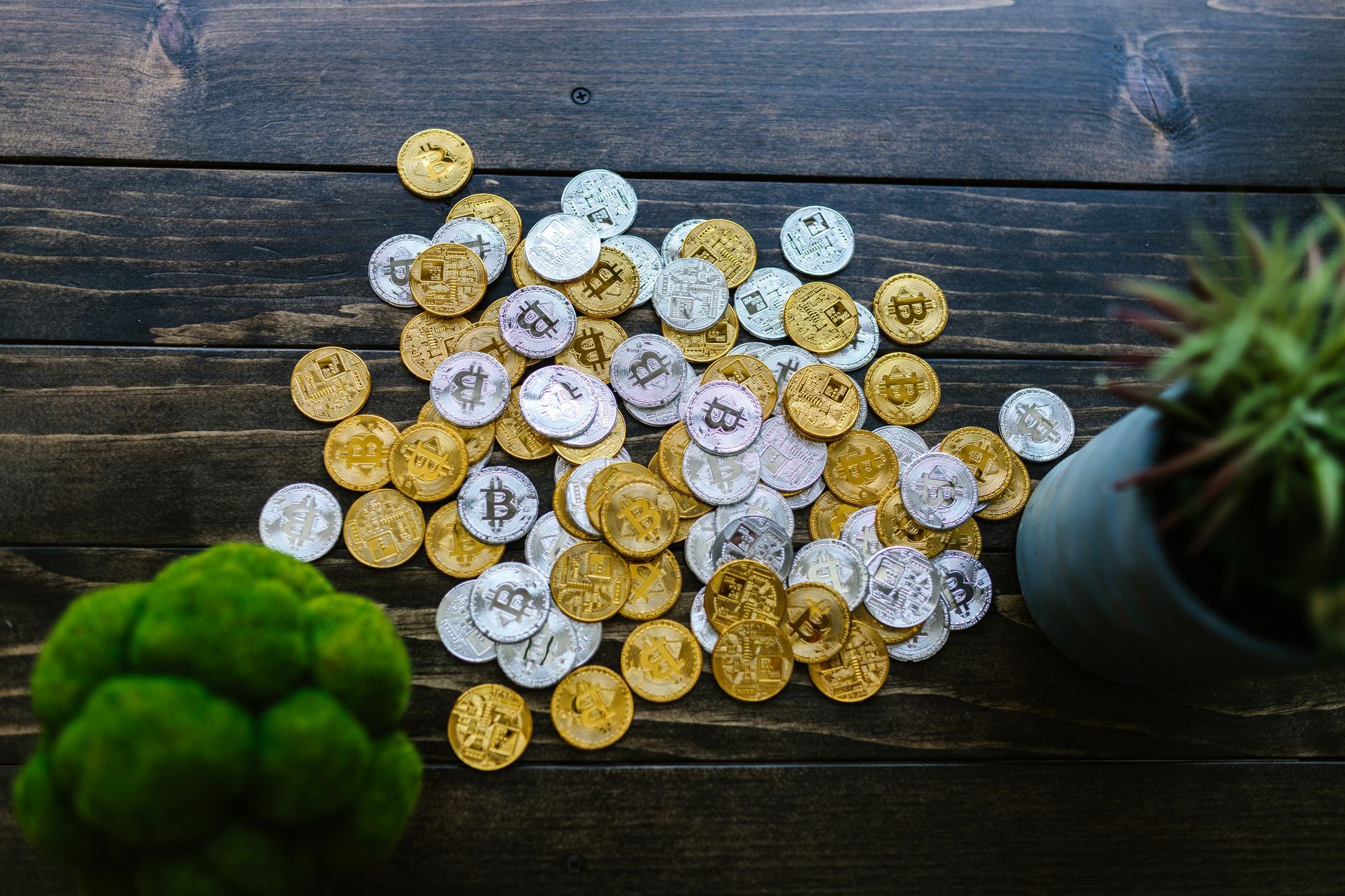 Why GoldMoney Inc stock is gaining today