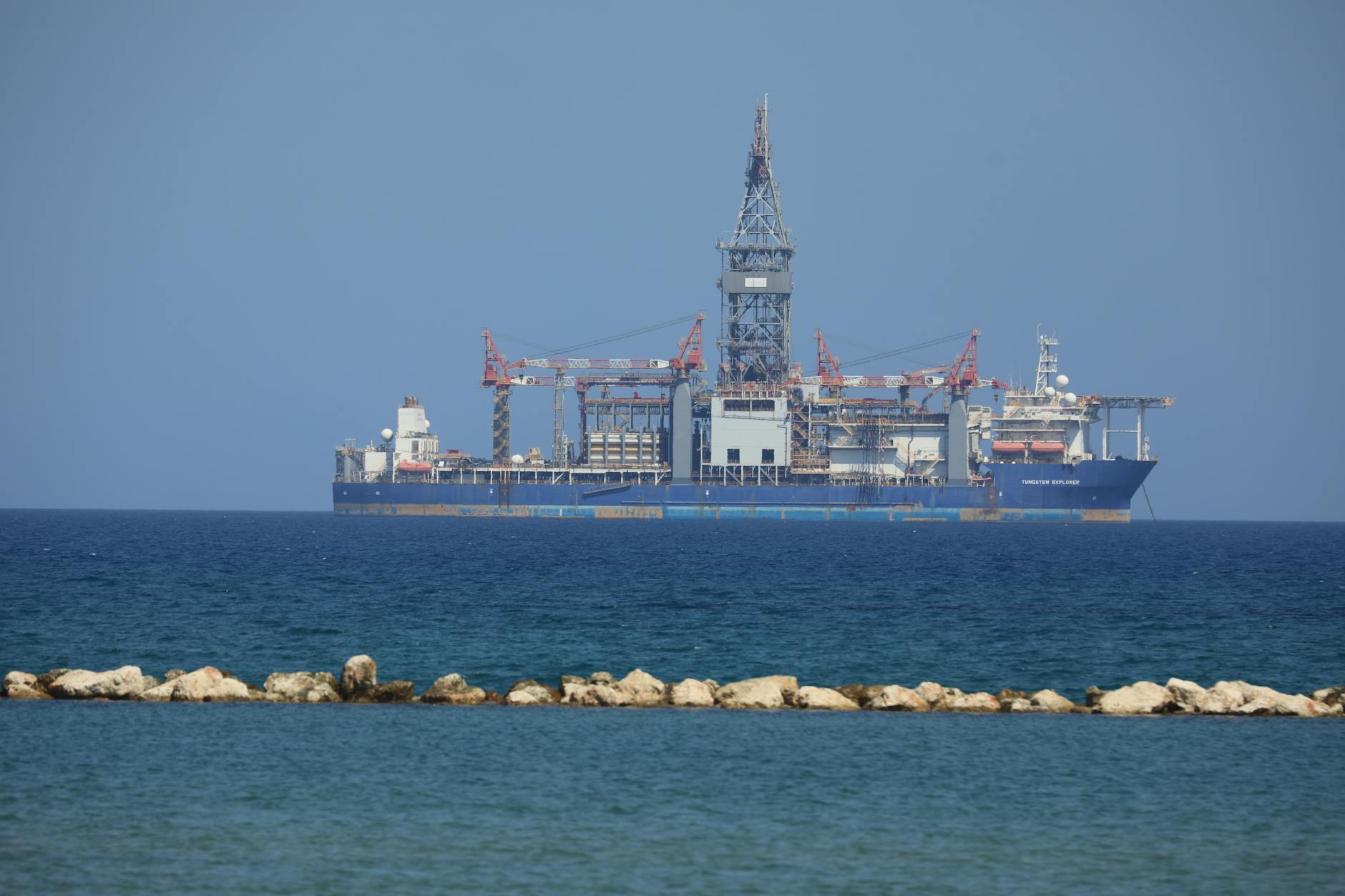 Ovintiv Inc Surges 5% in Last Session as Oil Prices Climb