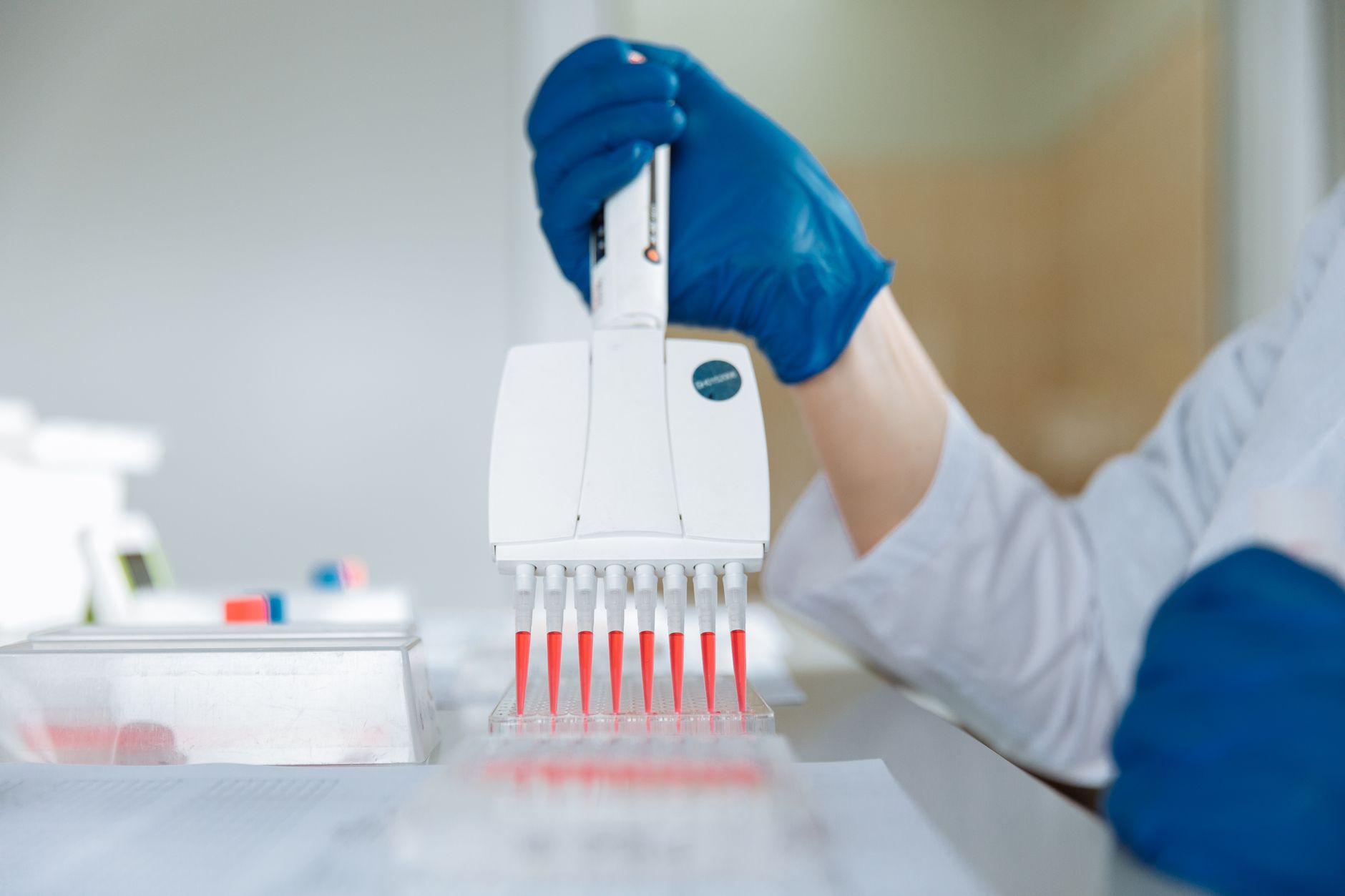 Roche Holding AG (ROG.TO) Gains Momentum with 1-Week Surge — What’s Driving the Rise?